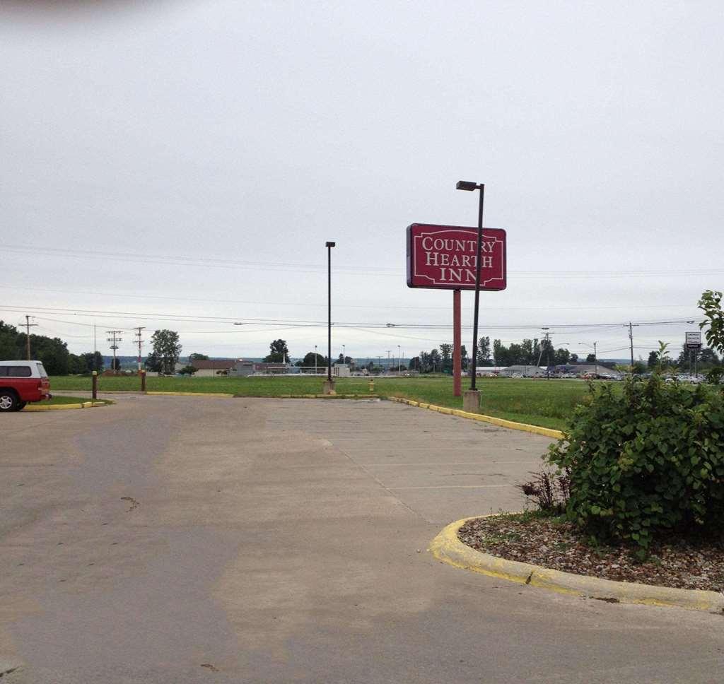 Country Hearth Inn & Suites Willard Exterior foto